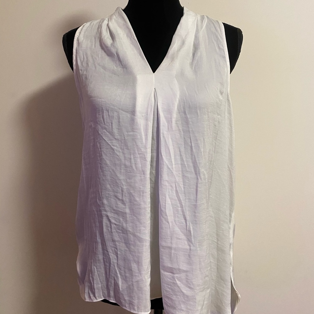 Vince Camuto white sleeveless top size small - Picture 2 of 4